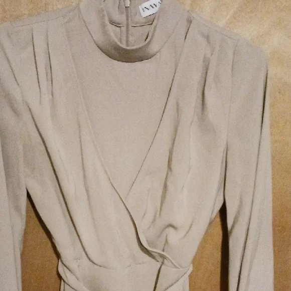 Chic Long Sleeve Beige Dress - Picture 6 of 6